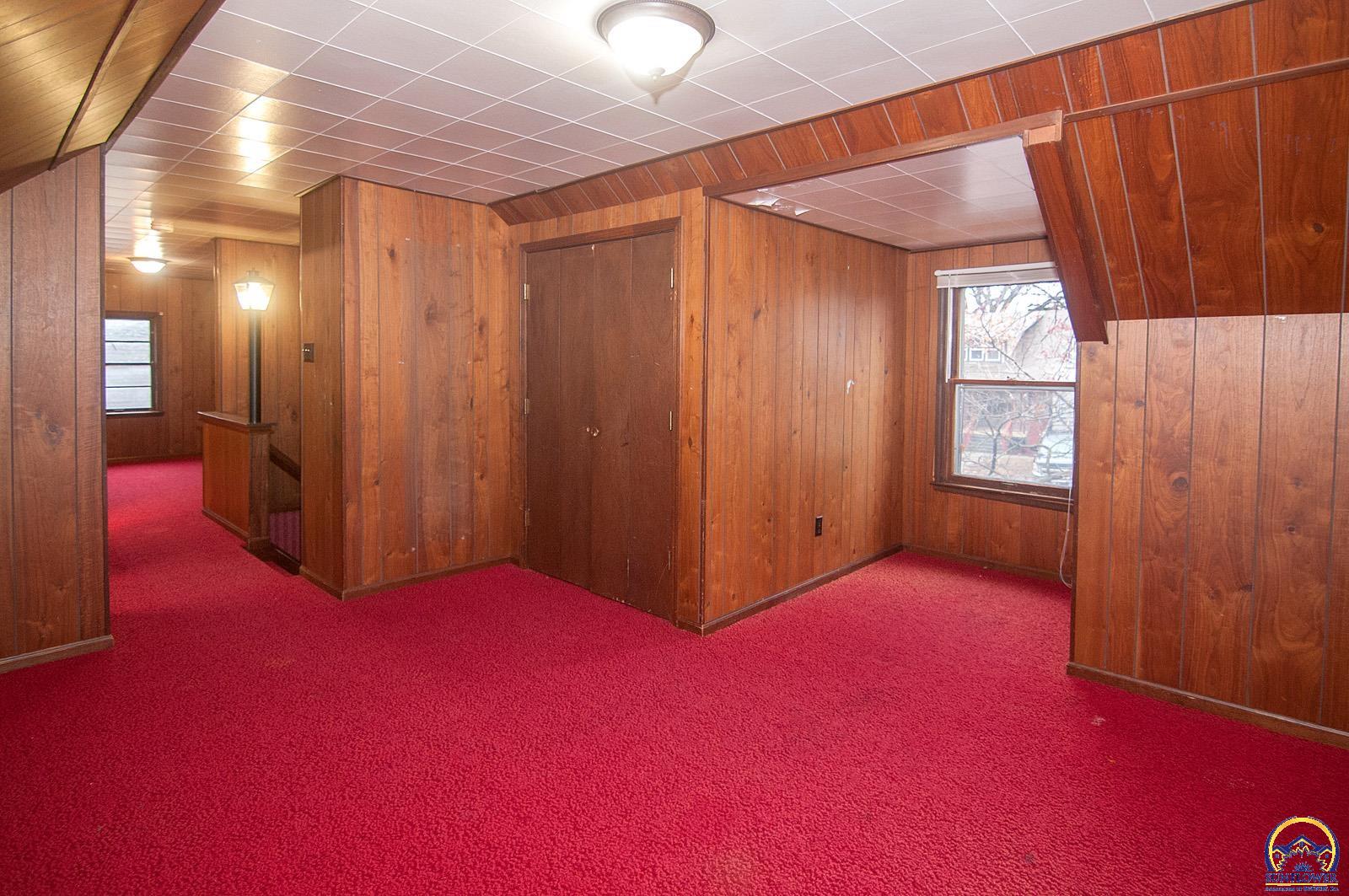 Topeka, Kansas, United States, 3 Bedrooms Bedrooms, ,2 BathroomsBathrooms,Residential,Pending,26268