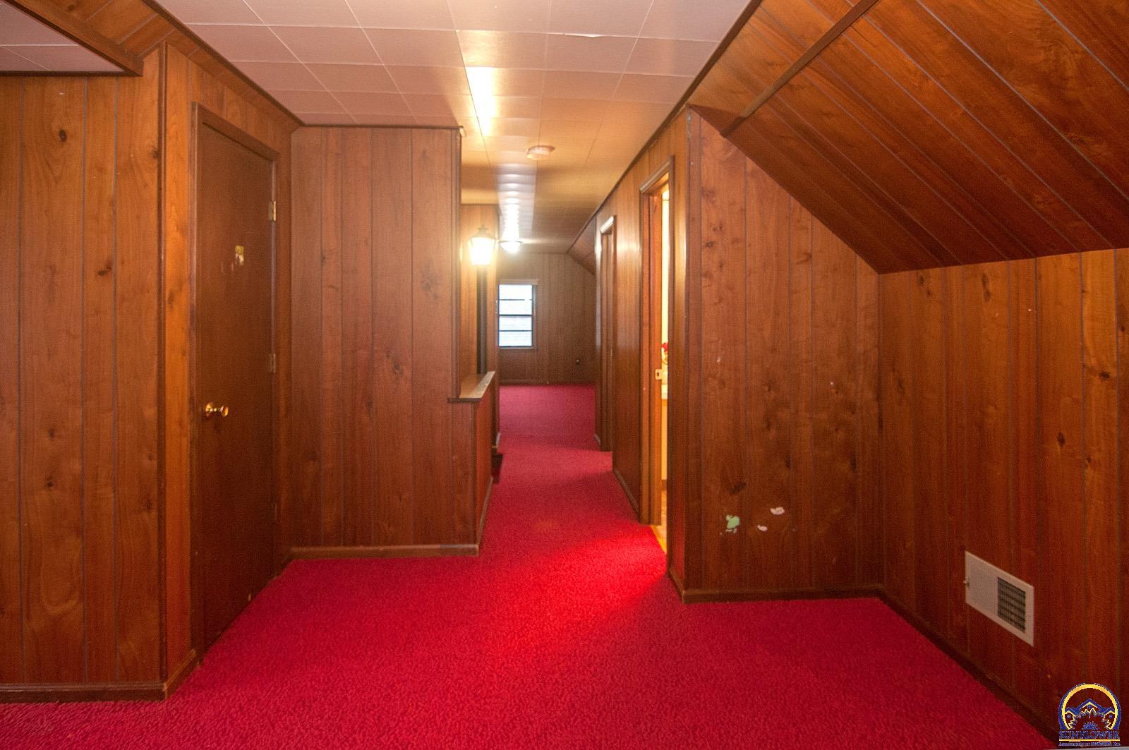 Topeka, Kansas, United States, 3 Bedrooms Bedrooms, ,2 BathroomsBathrooms,Residential,Pending,26268