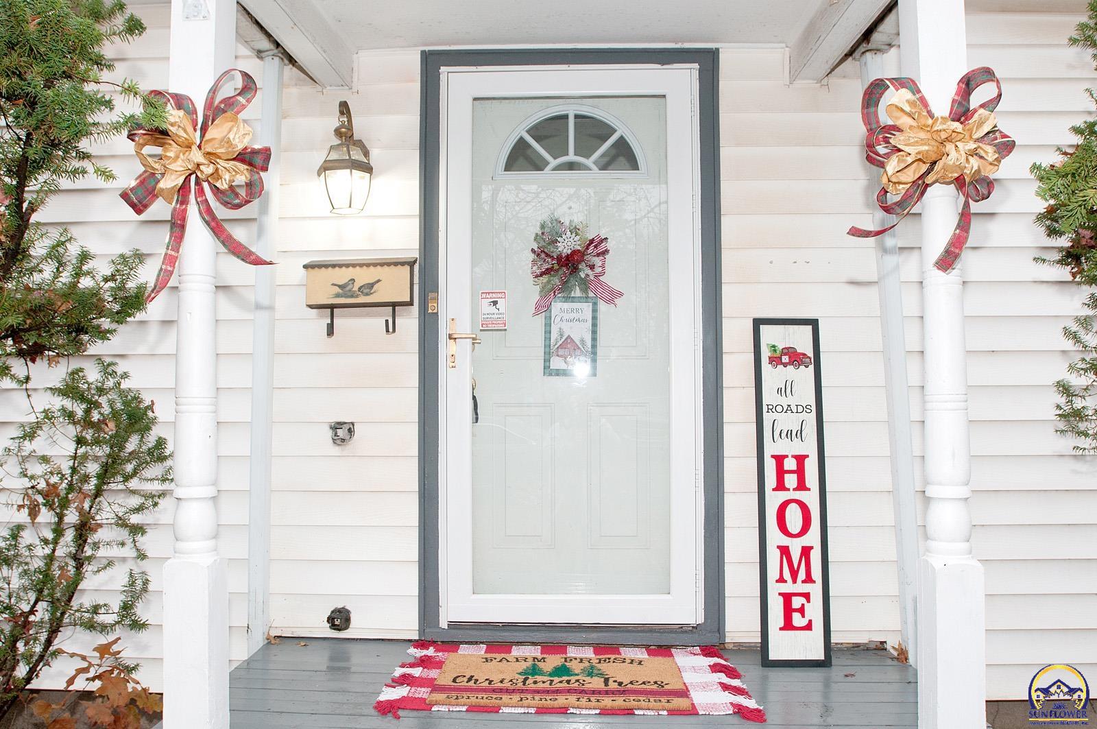 Topeka, Kansas, United States, 3 Bedrooms Bedrooms, ,2 BathroomsBathrooms,Residential,Pending,26268