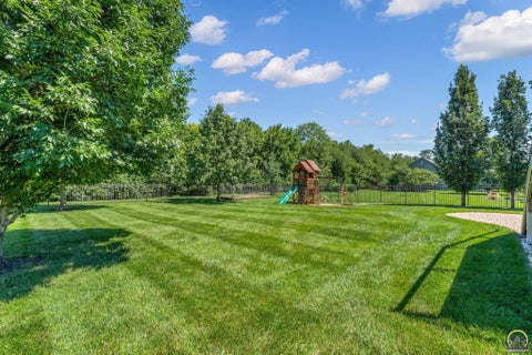 Tiny photo for 1138 SW New Forest Dr, Topeka, KS 66604 (MLS # 245659)