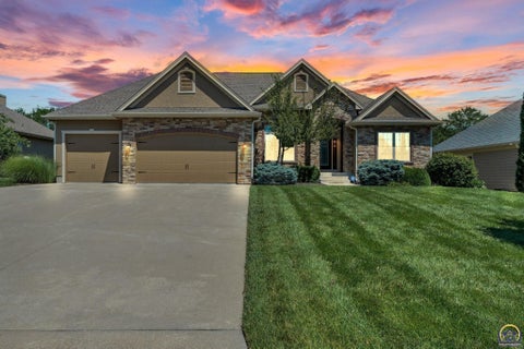 Tiny photo for 1138 SW New Forest Dr, Topeka, KS 66604 (MLS # 245659)