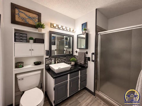Tiny photo for 207 Osage Ave, Hiawatha, KS 66434 (MLS # 246811)