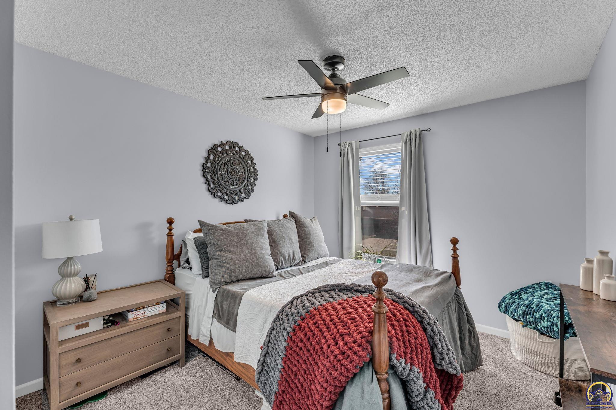 Topeka, Kansas 66614, United States, 3 Bedrooms Bedrooms, ,2 BathroomsBathrooms,Residential,Pending,86277