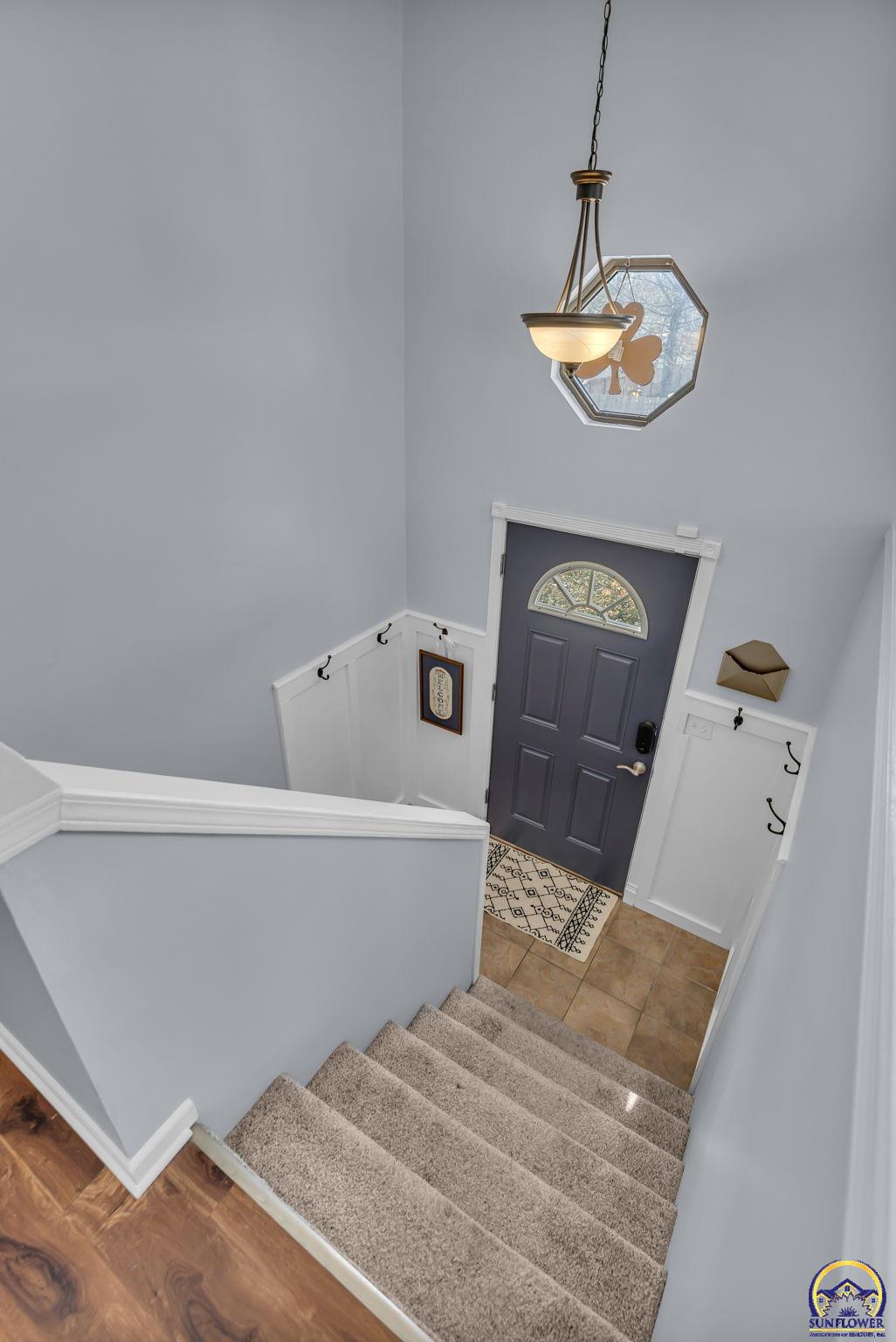 Topeka, Kansas 66614, United States, 3 Bedrooms Bedrooms, ,2 BathroomsBathrooms,Residential,Pending,86277