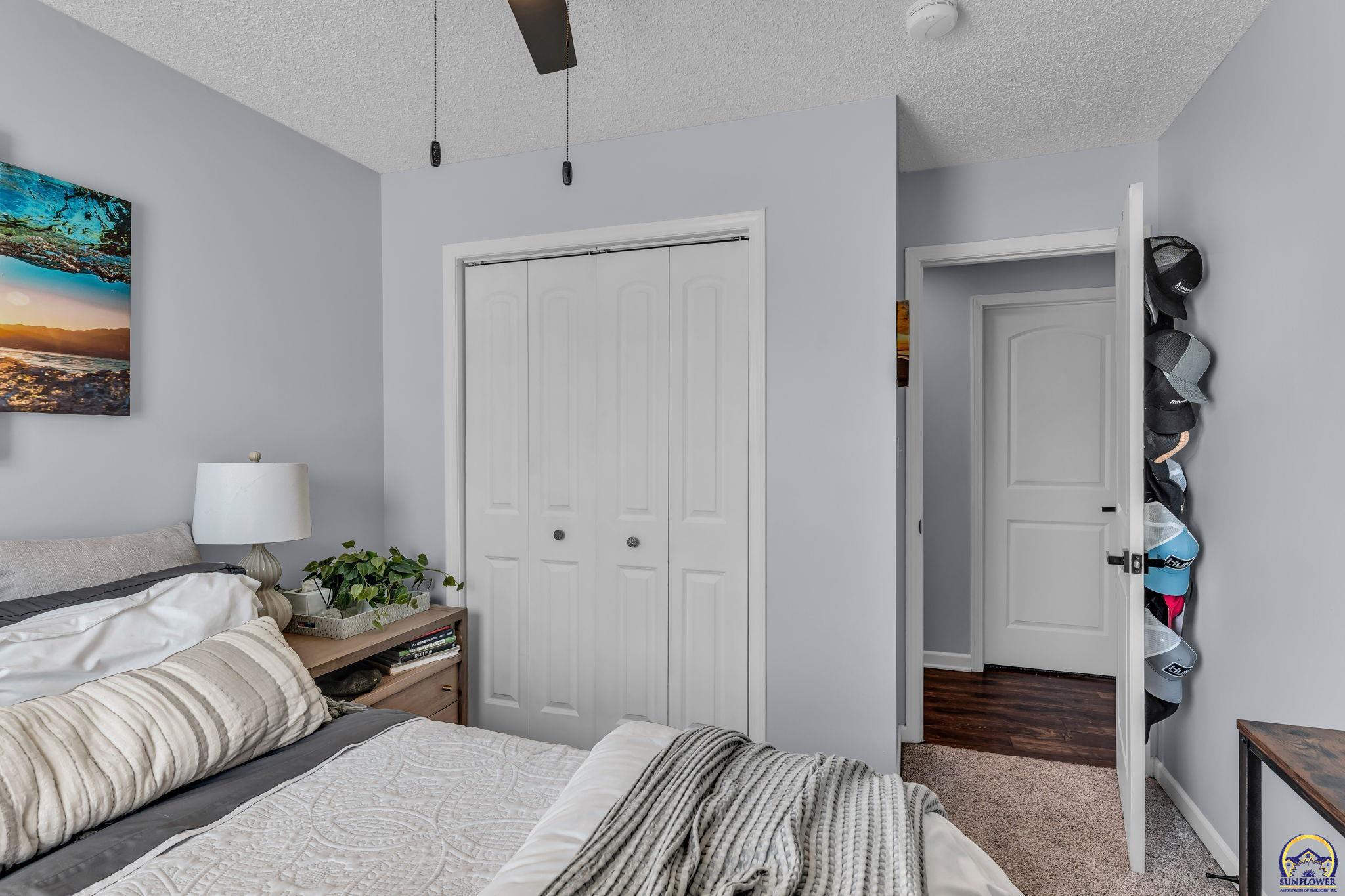 Topeka, Kansas 66614, United States, 3 Bedrooms Bedrooms, ,2 BathroomsBathrooms,Residential,Pending,86277