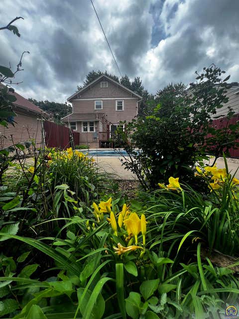 Tiny photo for 1509 West St, Emporia, KS 66801 (MLS # 245087)