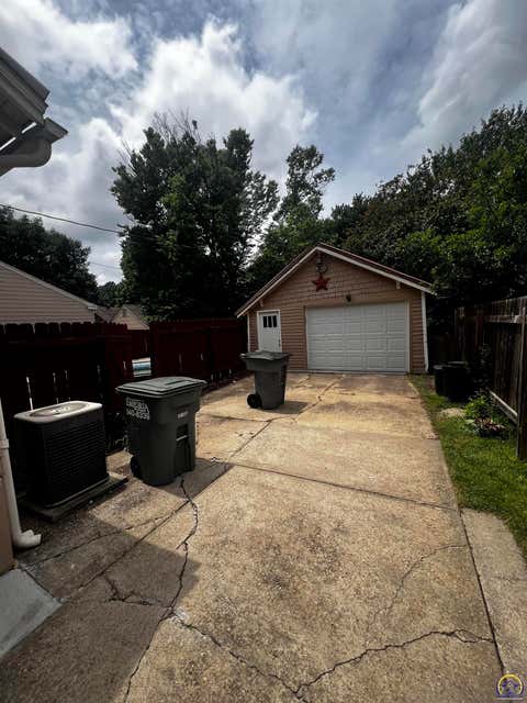 Tiny photo for 1509 West St, Emporia, KS 66801 (MLS # 245087)