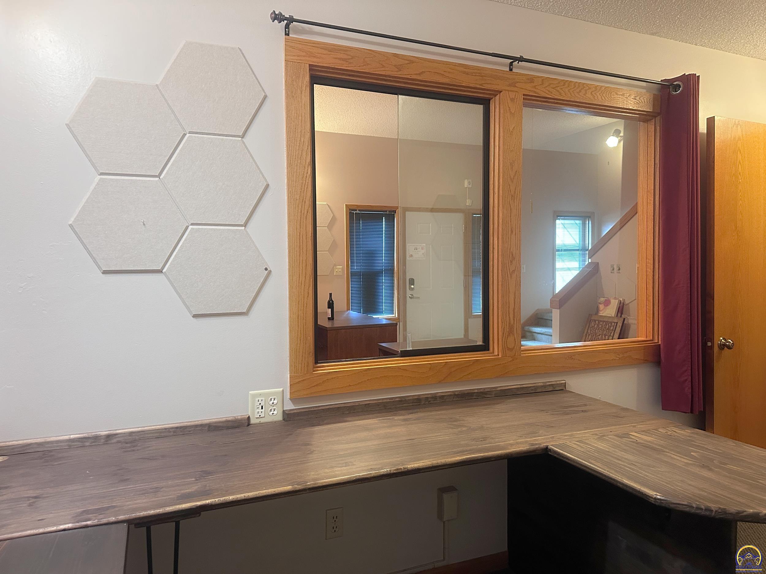 Topeka, Kansas 66611, United States, ,Commercial,Active,253133