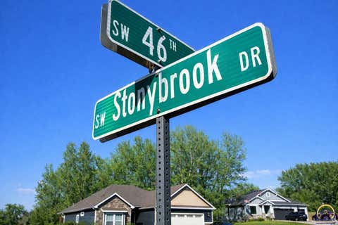 Tiny photo for 6215 SW 46th Ct, Topeka, KS 66614 (MLS # 245050)