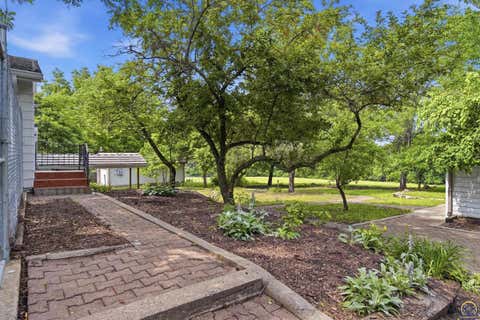 Tiny photo for 2865 SW MacVicar Ave, Topeka, KS 66611 (MLS # 244825)