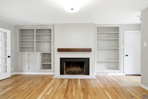 Tiny photo for 2865 SW MacVicar Ave, Topeka, KS 66611 (MLS # 244825)
