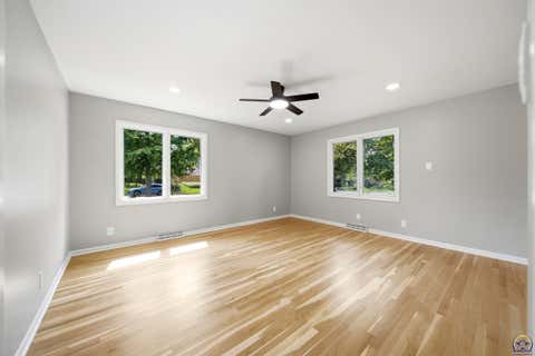 Tiny photo for 2865 SW MacVicar Ave, Topeka, KS 66611 (MLS # 244825)