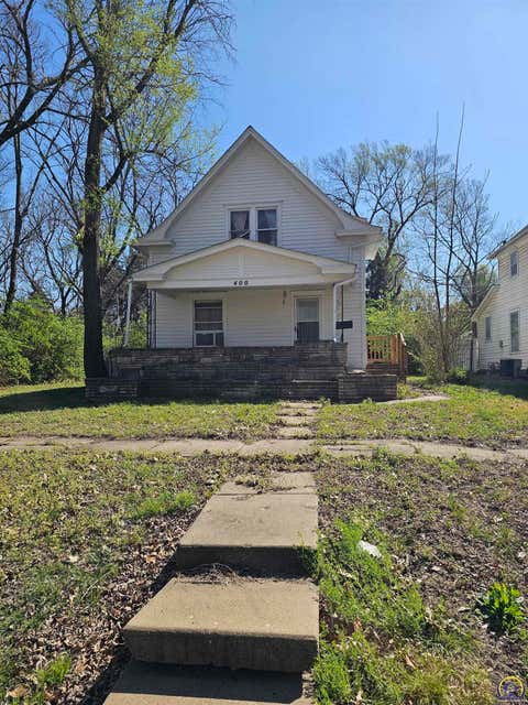 Photo of 400 SW Orchard St, Topeka, KS 66606 (MLS # 244638)