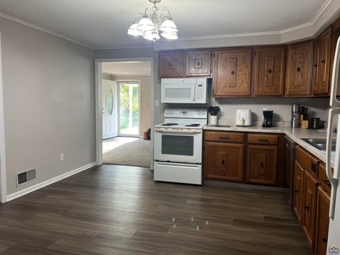Tiny photo for 3404 NW Rochester Rd, Topeka, KS 66617 (MLS # 246777)