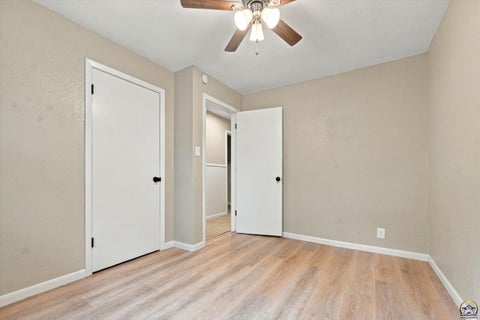 Tiny photo for 3120 SW Arlington St, Topeka, KS 66606 (MLS # 246839)