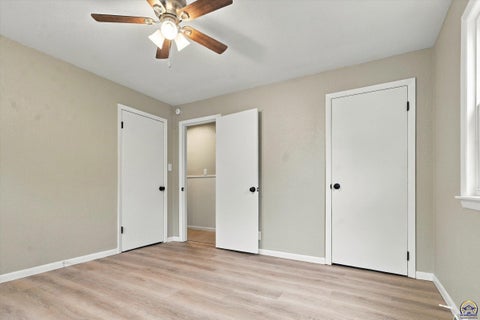Tiny photo for 3120 SW Arlington St, Topeka, KS 66606 (MLS # 246839)