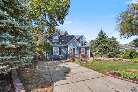 Tiny photo for 725 N Willie St, Olathe, KS 66061 (MLS # 246644)