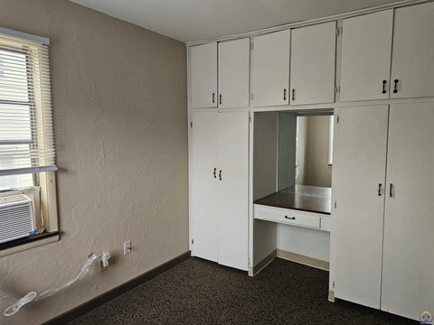 Tiny photo for 2124 SW Morningside Rd, Topeka, KS 66614 (MLS # 244614)