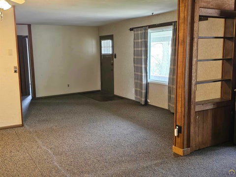 Tiny photo for 2124 SW Morningside Rd, Topeka, KS 66614 (MLS # 244614)