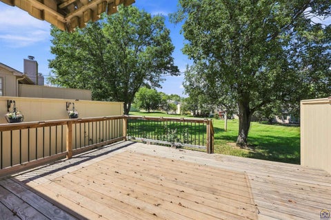 Tiny photo for 5616 SW Barrington Ct S CT, Topeka, KS 66614 (MLS # 246401)