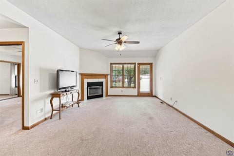 Tiny photo for 5616 SW Barrington Ct S CT, Topeka, KS 66614 (MLS # 246401)
