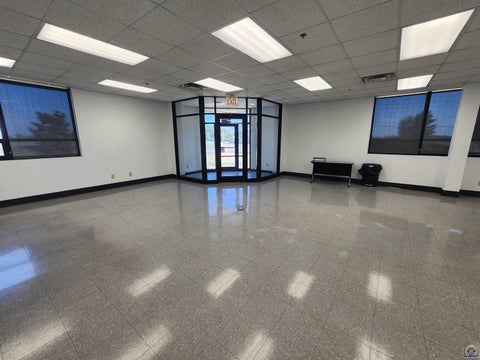 Tiny photo for 1730 E Logan Ave, Emporia, KS 66801 (MLS # 246370)