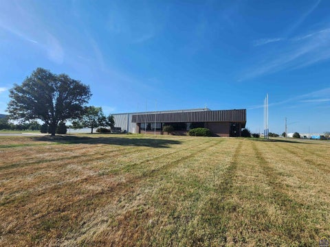 Tiny photo for 1730 E Logan Ave, Emporia, KS 66801 (MLS # 246370)