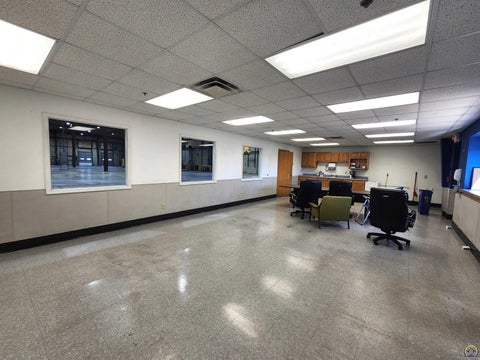 Tiny photo for 1730 E Logan Ave, Emporia, KS 66801 (MLS # 246370)