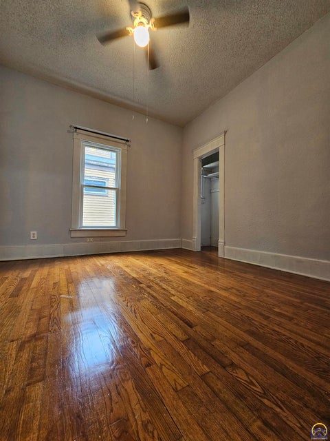 Tiny photo for 15 Union St, Emporia, KS 66801 (MLS # 246487)