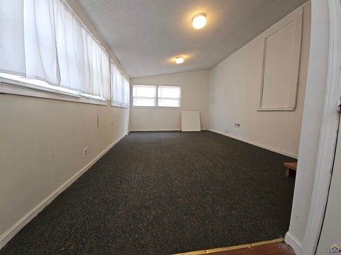 Tiny photo for 15 Union St, Emporia, KS 66801 (MLS # 246487)