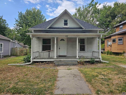 Photo of 15 Union St, Emporia, KS 66801 (MLS # 246487)