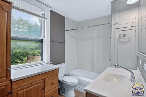 Tiny photo for 1607 SW Buchanan St, Topeka, KS 66604 (MLS # 244676)