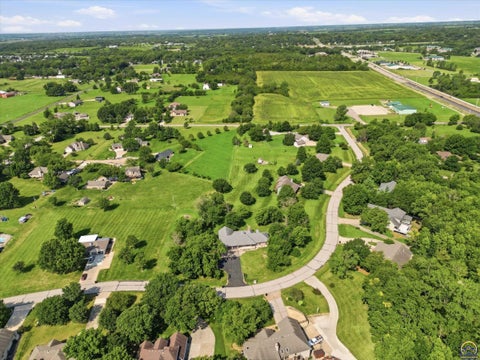 Tiny photo for 4421 NW Halfday Ln, Topeka, KS 66618 (MLS # 246073)