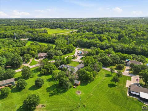 Tiny photo for 4421 NW Halfday Ln, Topeka, KS 66618 (MLS # 246073)