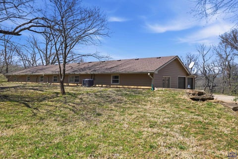 Tiny photo for 9540 SW Hodges Rd, Auburn, KS 66402 (MLS # 243619)