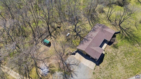 Tiny photo for 9540 SW Hodges Rd, Auburn, KS 66402 (MLS # 243619)