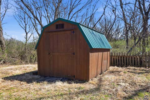 Tiny photo for 9540 SW Hodges Rd, Auburn, KS 66402 (MLS # 243619)