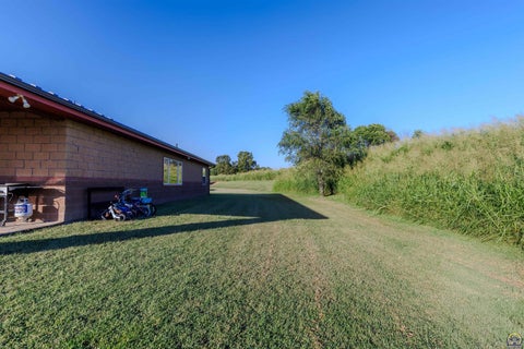 Tiny photo for 203 E Park Ave, St. Marys, KS 66536 (MLS # 246415)