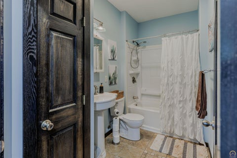Tiny photo for 203 E Park Ave, St. Marys, KS 66536 (MLS # 246415)
