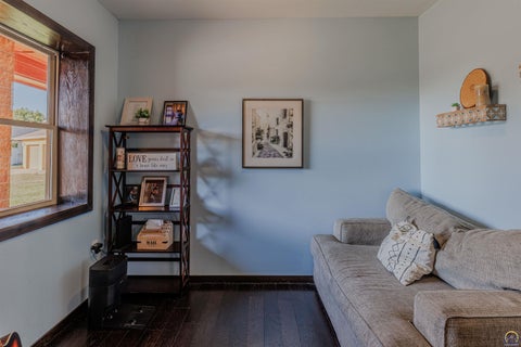 Tiny photo for 203 E Park Ave, St. Marys, KS 66536 (MLS # 246415)
