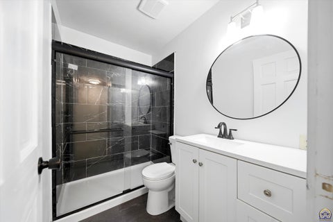 Tiny photo for 1224 SE 35th Ter, Topeka, KS 66605 (MLS # 246750)