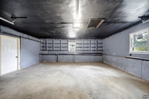 Tiny photo for 1224 SE 35th Ter, Topeka, KS 66605 (MLS # 246750)