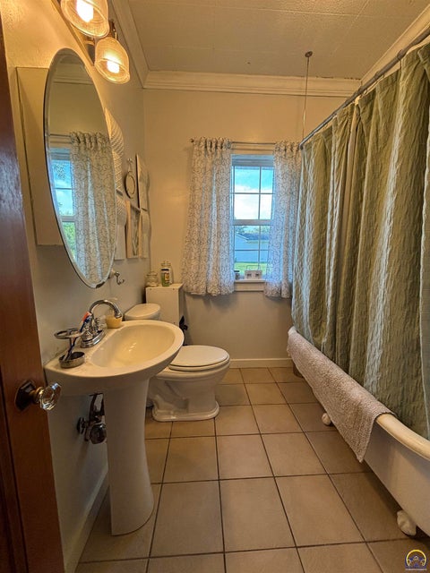 Tiny photo for 304 Westphalia St, Olpe, KS 66865 (MLS # 247141)