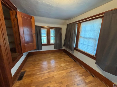 Tiny photo for 304 Westphalia St, Olpe, KS 66865 (MLS # 247141)