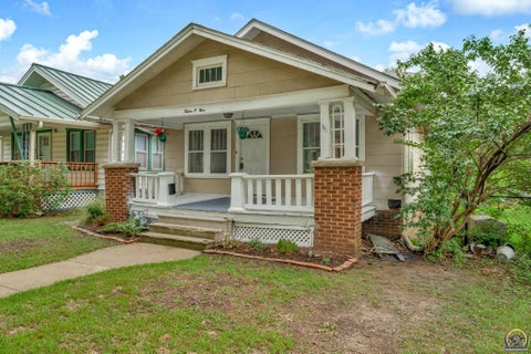 Tiny photo for 1209 SW Woodward Ave, Topeka, KS 66604 (MLS # 245953)