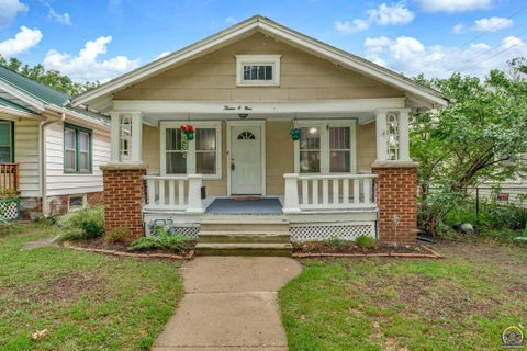 Tiny photo for 1209 SW Woodward Ave, Topeka, KS 66604 (MLS # 245953)