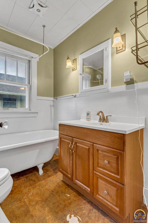Tiny photo for 1209 SW Woodward Ave, Topeka, KS 66604 (MLS # 245953)