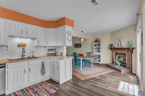 Tiny photo for 2911 SW Foxcroft 1 Ct, Topeka, KS 66614 (MLS # 246759)