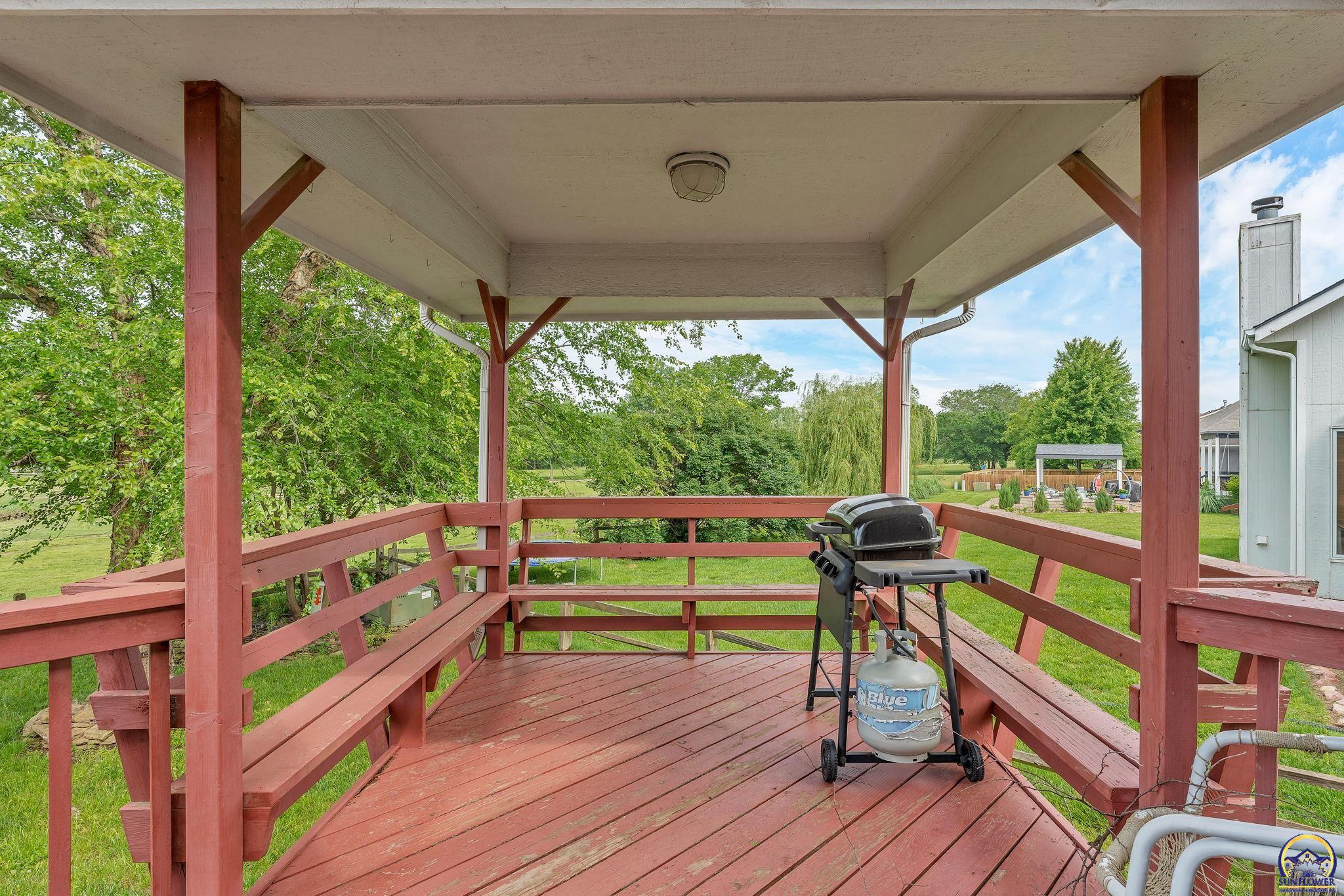 Topeka, Kansas 66610, United States, 4 Bedrooms Bedrooms, ,4 BathroomsBathrooms,Residential,Active,147918