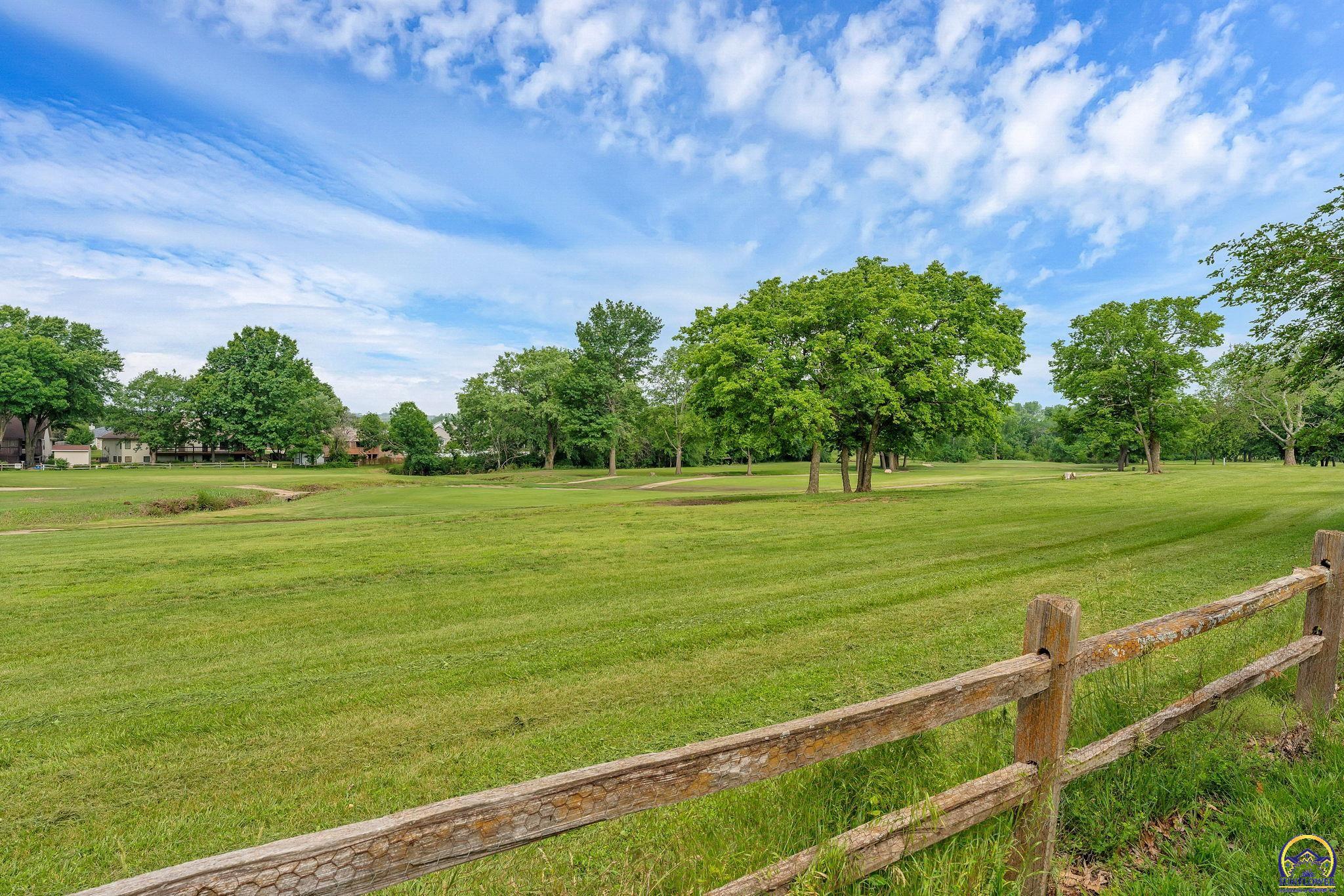 Topeka, Kansas 66610, United States, 4 Bedrooms Bedrooms, ,4 BathroomsBathrooms,Residential,Active,147918